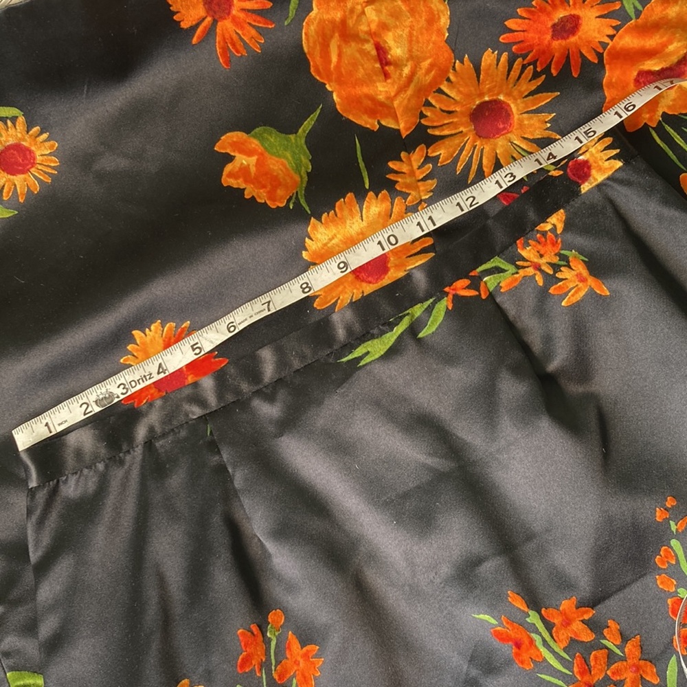 Vintage 60s 70s black satin vibrant floral flocked maxi skirt sz M EUC - Picture 4 of 9